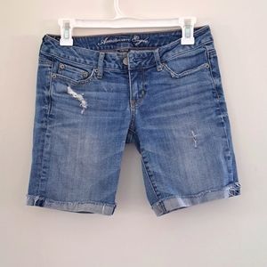 American Eagle Outfitters Jean 8" Inseam Shorts size 2